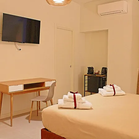 Casa Salimbeni 3* Nápoles